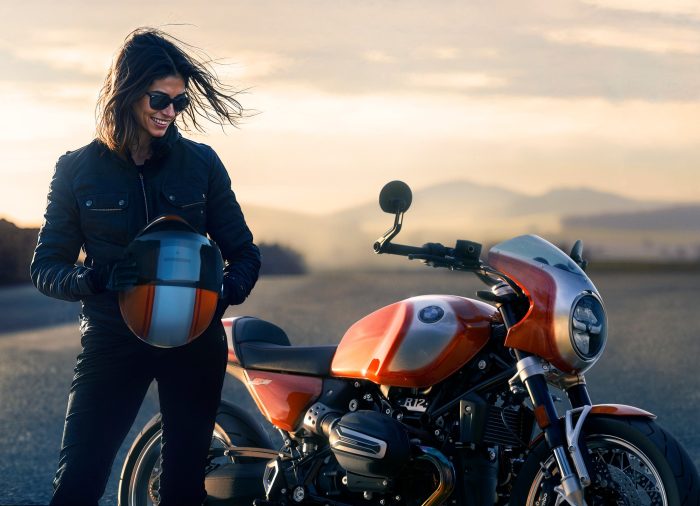 כתום עולה: מחווה לאגדת המירוצים R 90 S